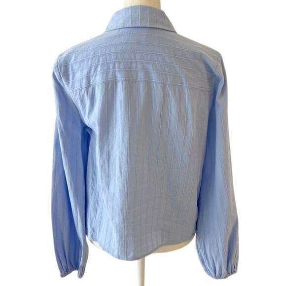 Court & Rowe Classic Preppy Blue Textured Button Front Collared Blouse Size M - Picture 3 of 6